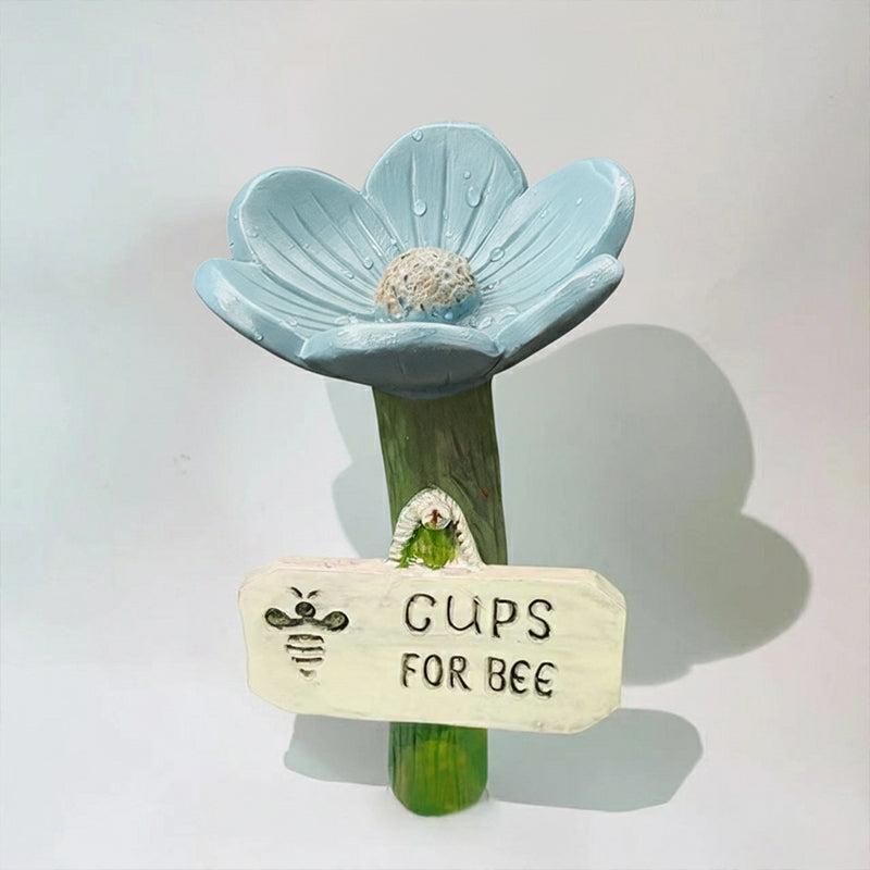 Abreuvoir en forme de fleur avec piquet de jardin pour abeilles