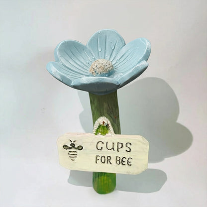 Abreuvoir en forme de fleur avec piquet de jardin pour abeilles