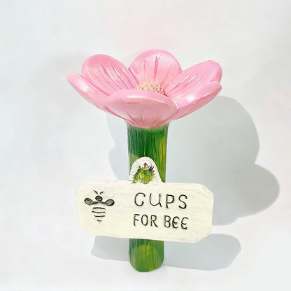 Abreuvoir en forme de fleur avec piquet de jardin pour abeilles